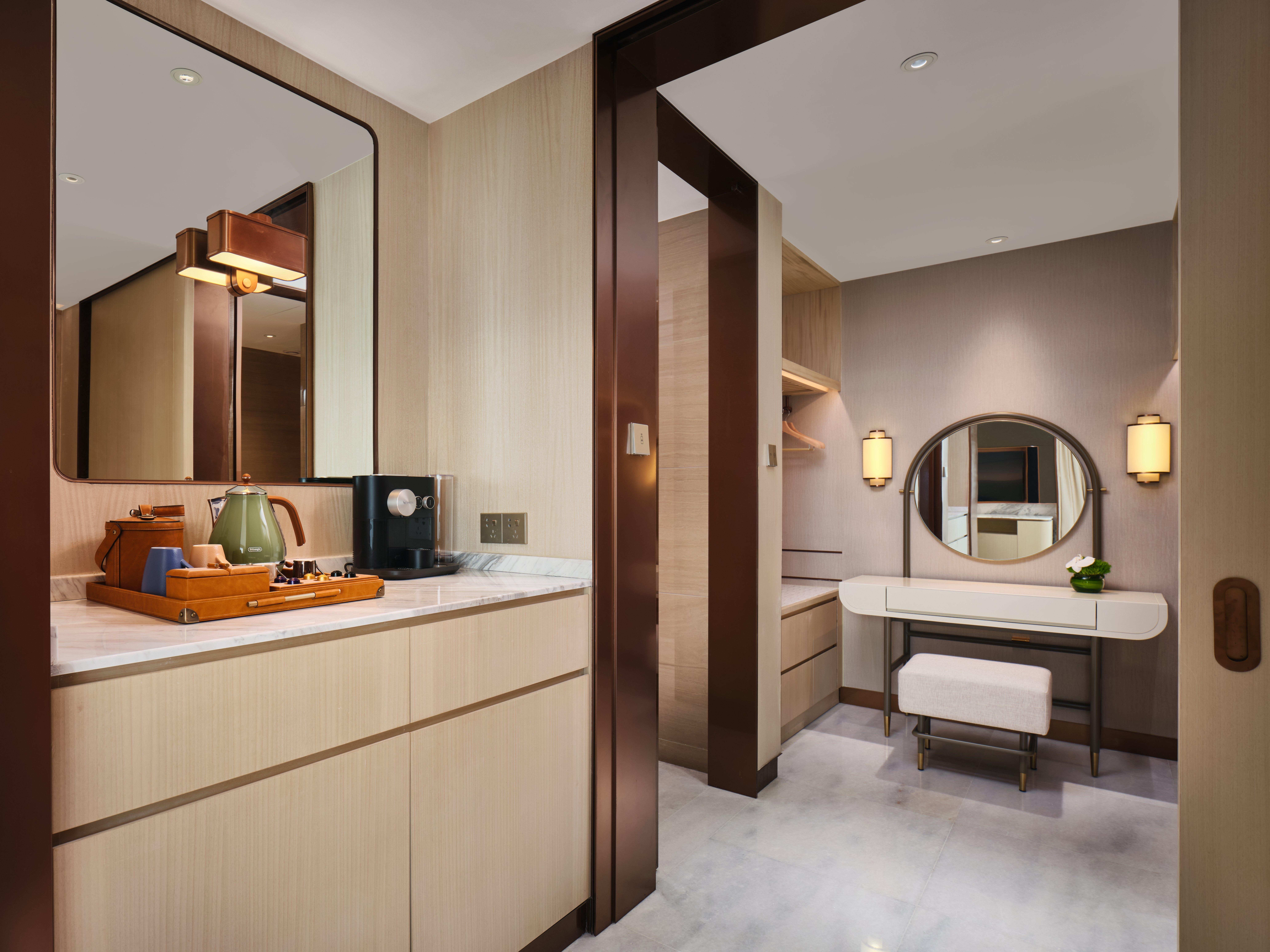 Intercontinental Chongqing Raffles City By Ihg Exterior photo