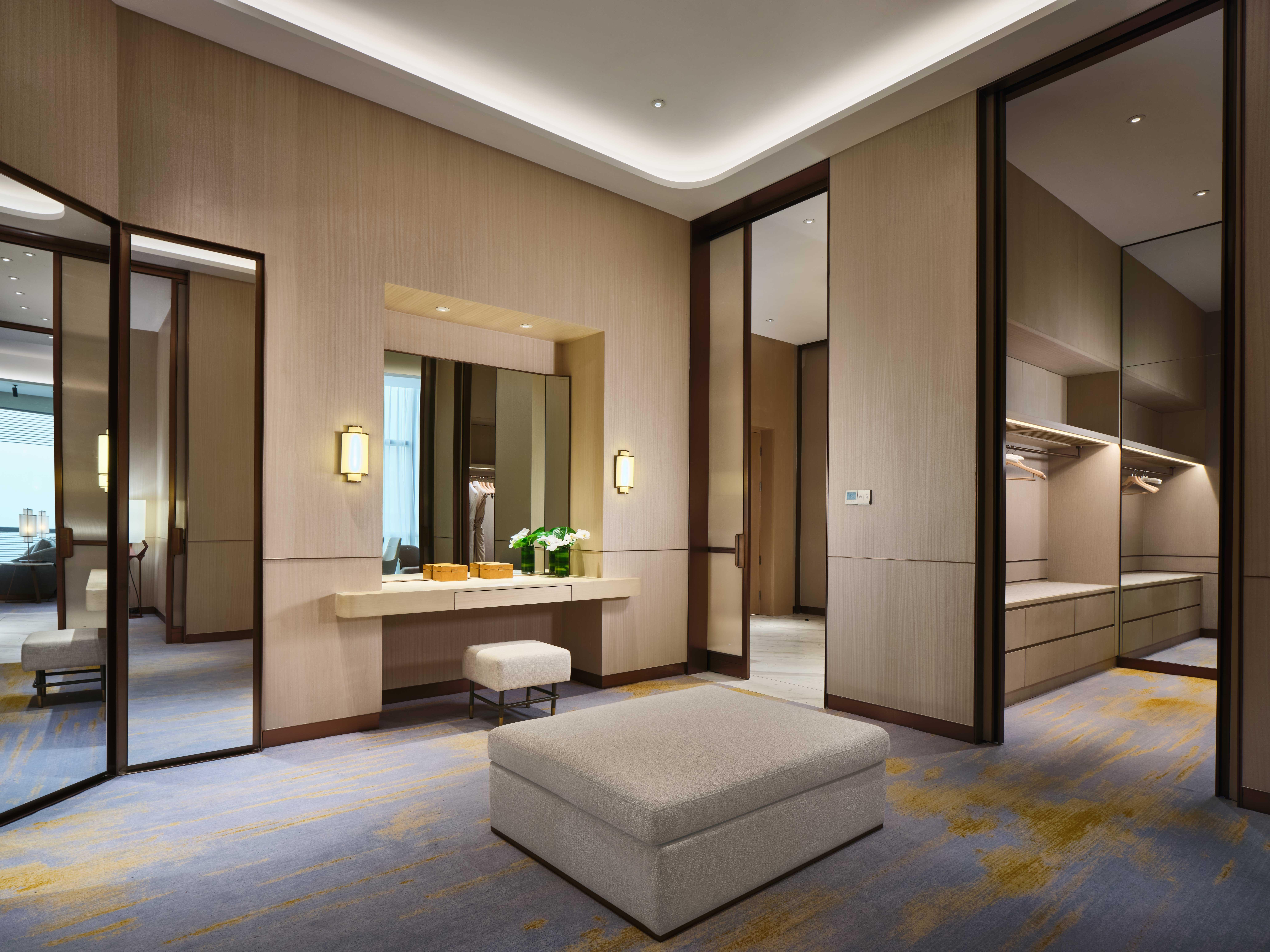 Intercontinental Chongqing Raffles City By Ihg Exterior photo